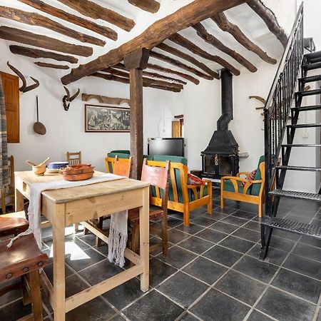 Casa Rural El Fuerte De Atabuey Trevélez Eksteriør bilde
