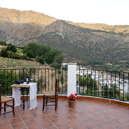 Casa Rural El Fuerte De Atabuey Trevélez Eksteriør bilde