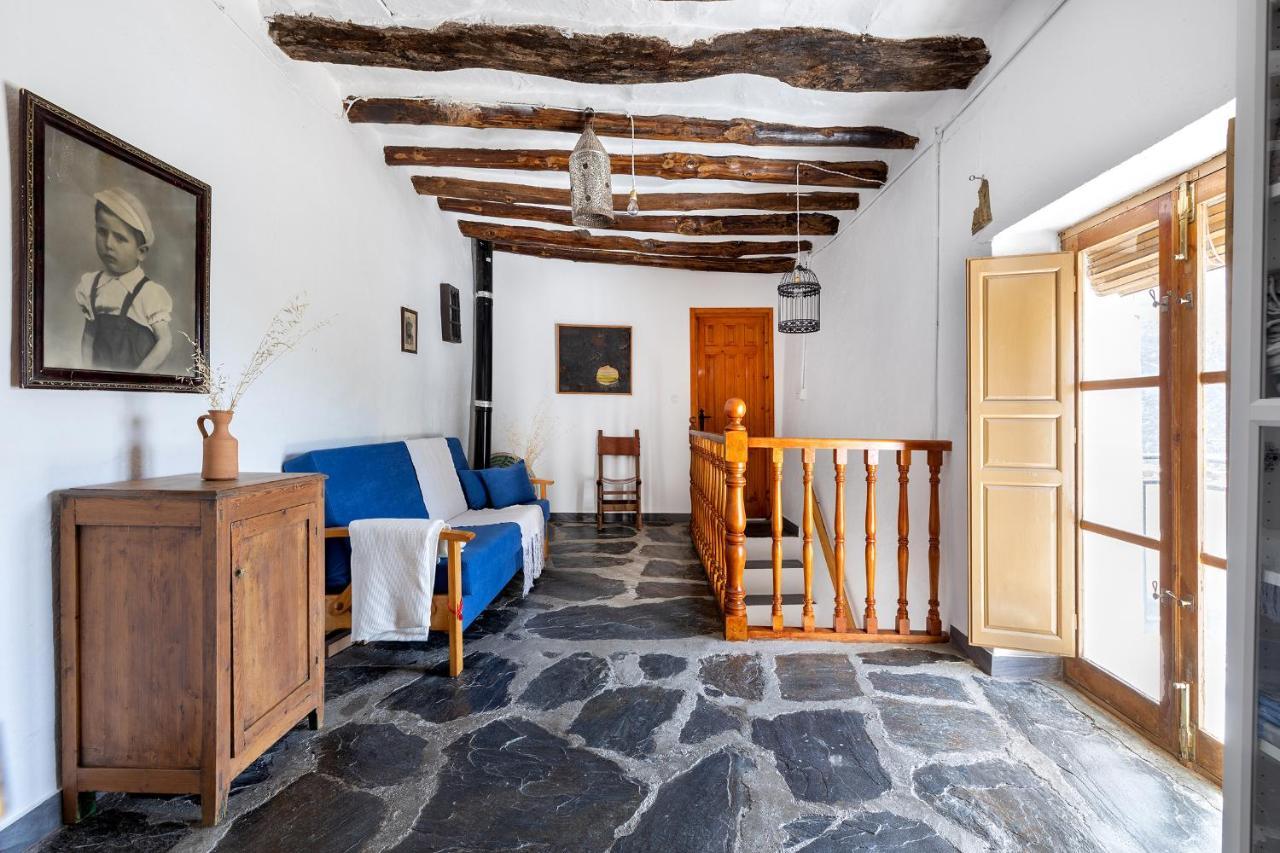 Casa Rural El Fuerte De Atabuey Trevélez Eksteriør bilde