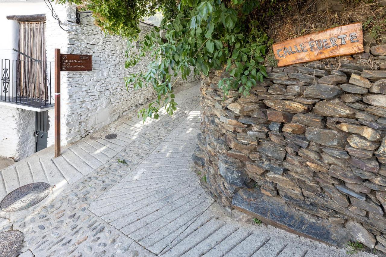 Casa Rural El Fuerte De Atabuey Trevélez Eksteriør bilde