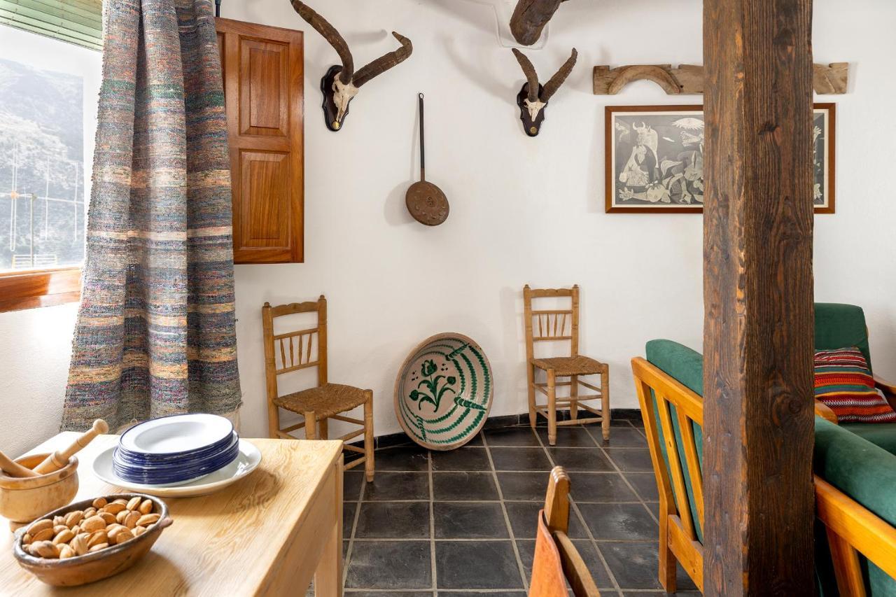 Casa Rural El Fuerte De Atabuey Trevélez Eksteriør bilde