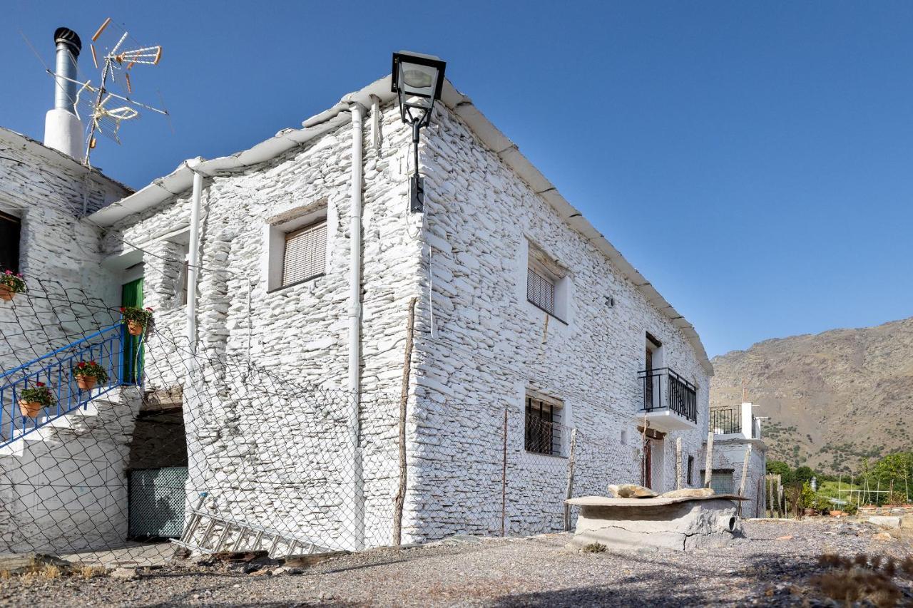 Casa Rural El Fuerte De Atabuey Trevélez Eksteriør bilde