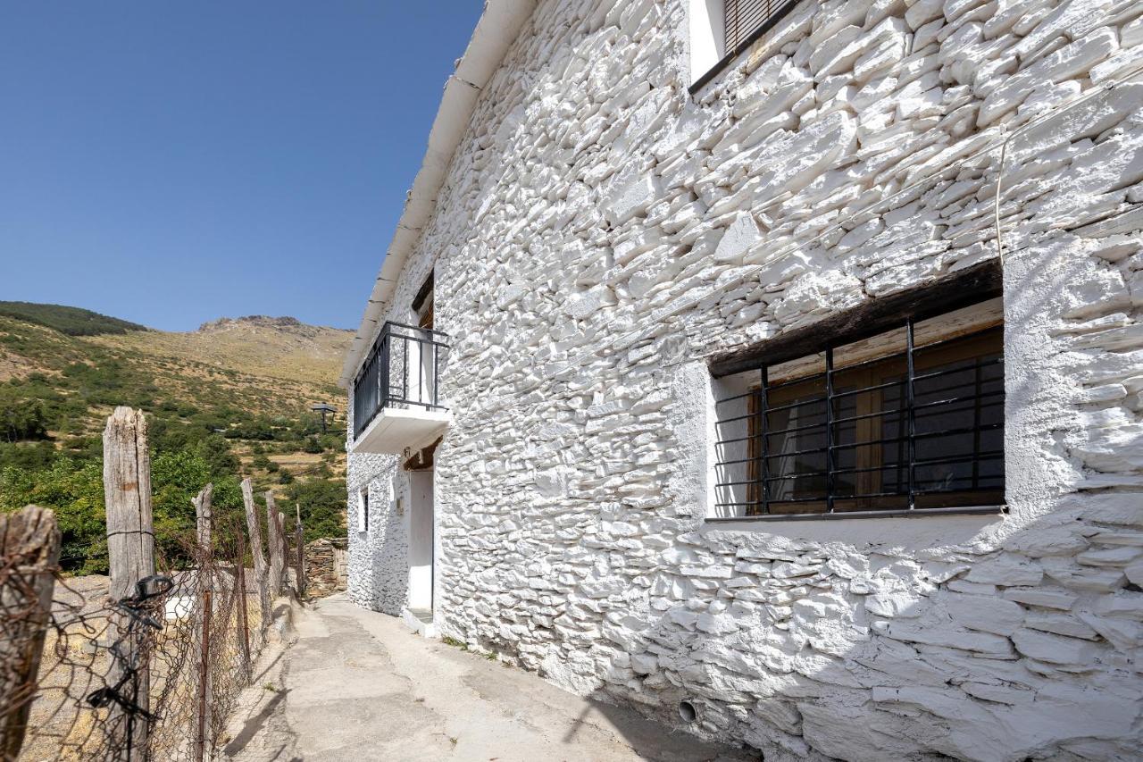 Casa Rural El Fuerte De Atabuey Trevélez Eksteriør bilde