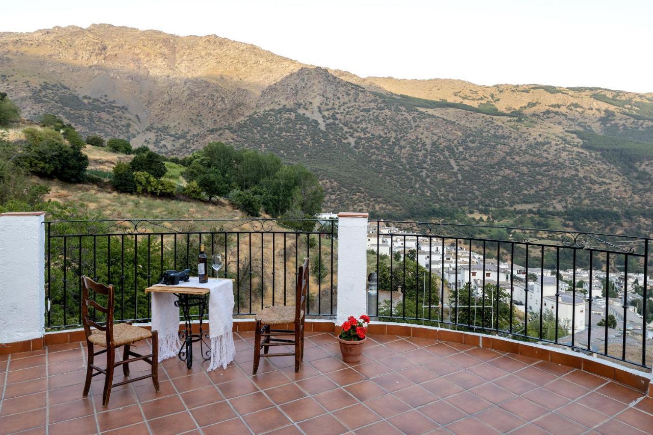 Casa Rural El Fuerte De Atabuey Trevélez Eksteriør bilde